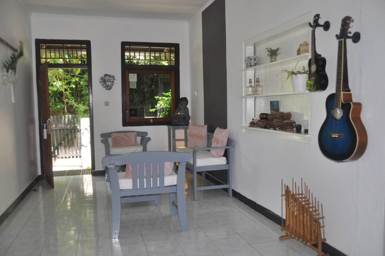 Guesthouse The 4 Fish Manado Zewnętrze zdjęcie