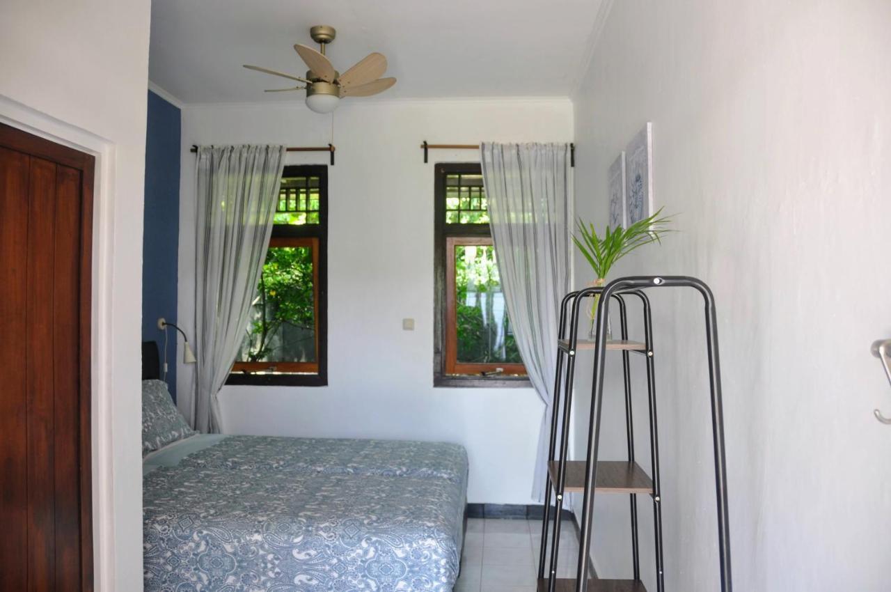 Guesthouse The 4 Fish Manado Zewnętrze zdjęcie