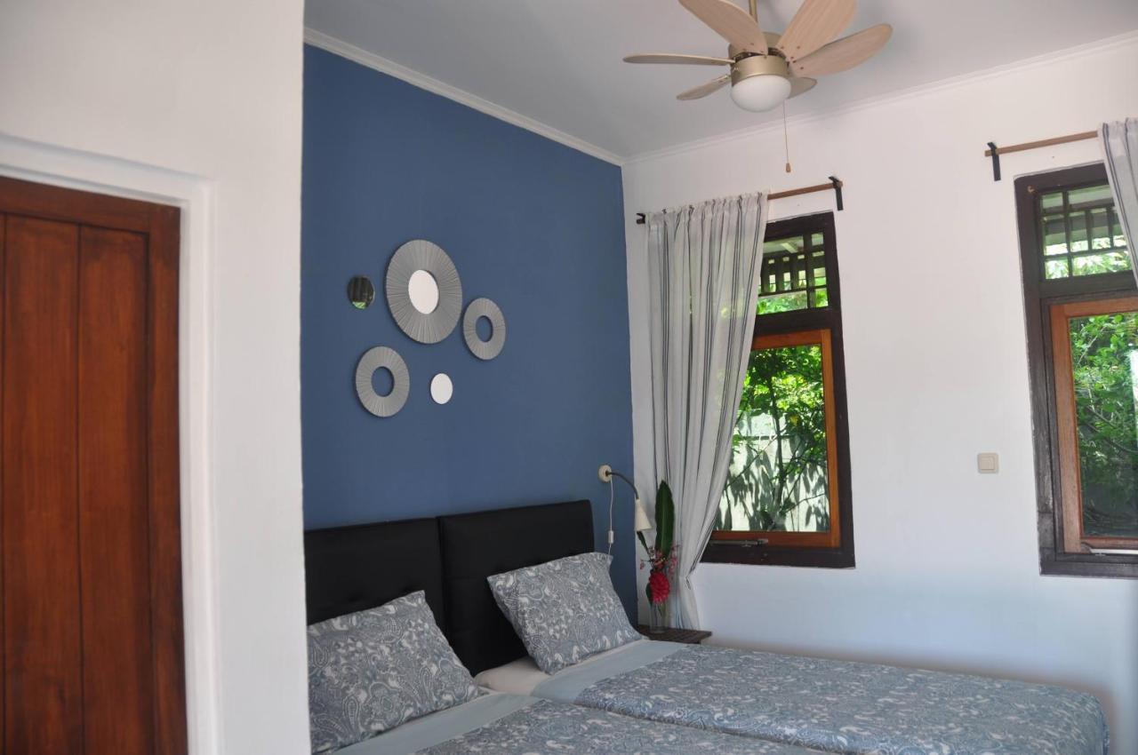 Guesthouse The 4 Fish Manado Zewnętrze zdjęcie